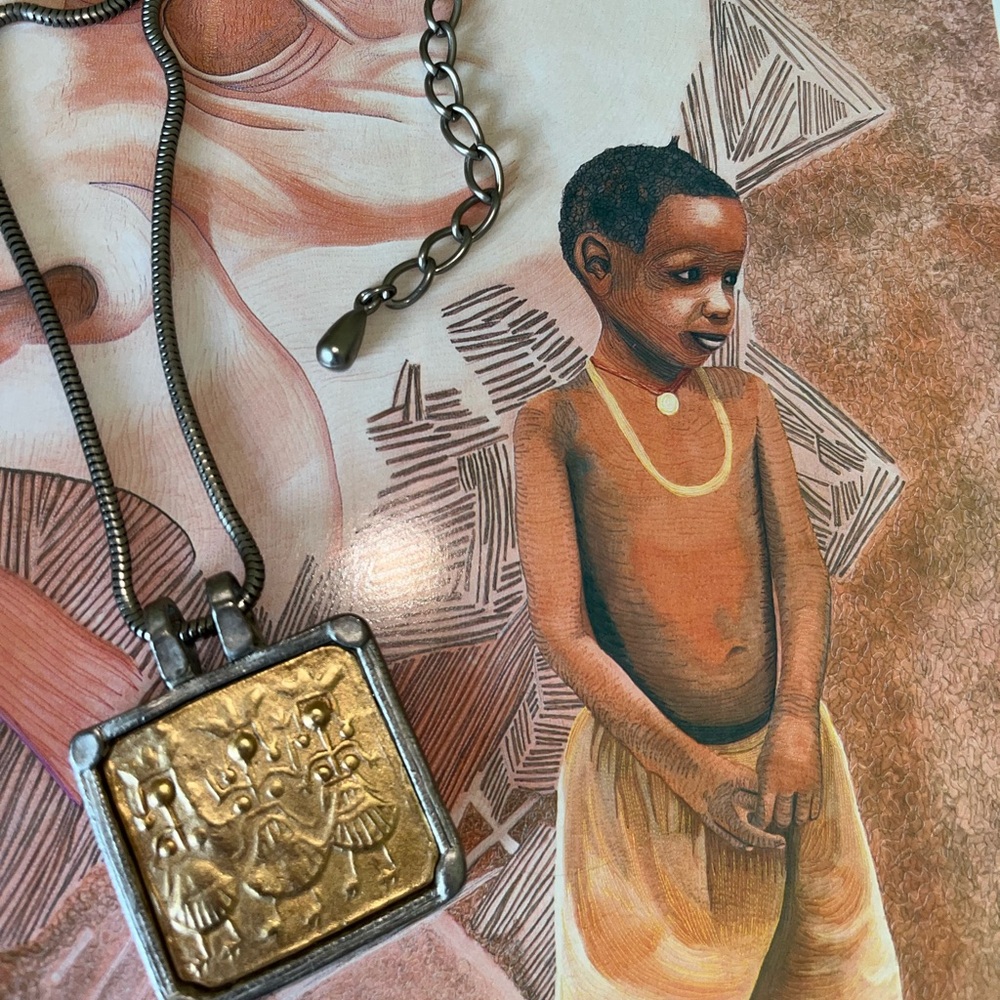 N201 Chico's Two-Tone Silver and Gold Egyptian 22" Snake Chain Embossed, Clasp